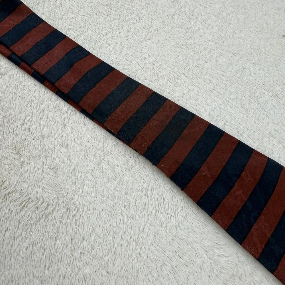 Disney Winnie‎ the Pooh Honey Bees Striped Necktie Men's Polyester 60 in